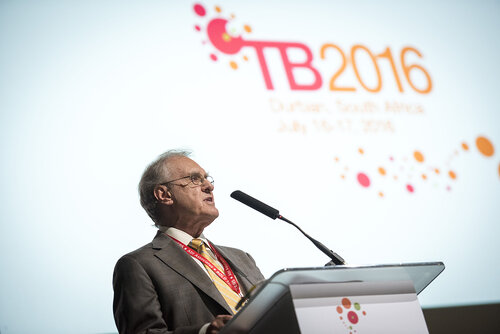 21st International AIDS Conference (AIDS 2016), Durban, South Africa.
Photo shows Stephen Lewis, AIDS-Free World, speaking at the TB2016 session.
Photo©International AIDS Society/Steve Forrest/Workers' Photos
