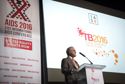 21st International AIDS Conference (AIDS 2016), Durban, South Africa.
Photo shows Stephen Lewis, AIDS-Free World, speaking at the TB2016 session.
Photo©International AIDS Society/Steve Forrest/Workers' Photos