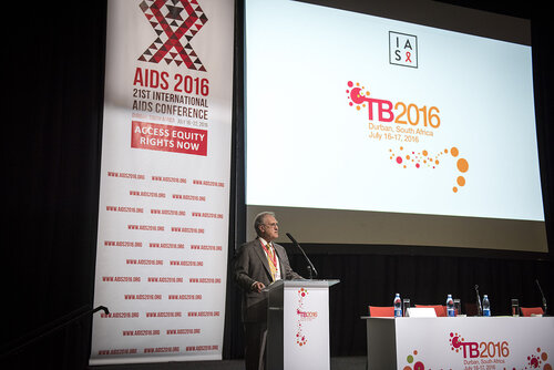 21st International AIDS Conference (AIDS 2016), Durban, South Africa.
Photo shows Stephen Lewis, AIDS-Free World, speaking at the TB2016 session.
Photo©International AIDS Society/Steve Forrest/Workers' Photos