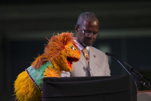 21st International AIDS Conference (AIDS 2016), Durban, South Africa.
Photo shows the Global Village Opening Ceremony. KwaZulu-Natal MEC for Health Dr Sibongiseni Dhlomo and Kami fom Takalane Sesame speak during the Global Village opening ceremony, 17 July, 2016.
Photo©International AIDS Society/Rogan Ward)