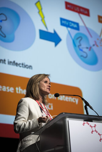 21st International AIDS Conference (AIDS 2016), Durban, South Africa.
Photo shows Sharon Lewin speaking at the Towards a HIV Cure: Engaging the Community.
Photo©International AIDS Society/Steve Forrest/Workers' Photos