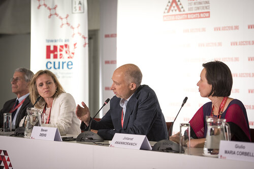 21st International AIDS Conference (AIDS 2016), Durban, South Africa.
Photo shows Steven Deeks, Towards a HIV Symposium Co-Chair, speaking at the Towards an HIV Cure Press Conference.
Photo©International AIDS Society/Steve Forrest/Workers' Photos