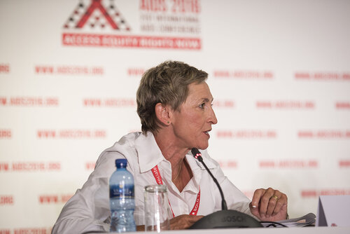 21st International AIDS Conference (AIDS 2016), Durban, South Africa.
Photo shows Linda-Gail Bekker, from the Desmond Tutu HIV Centre speaking at the TB2016 Press Conference.
Photo©International AIDS Society/Steve Forrest/Workers' Photos