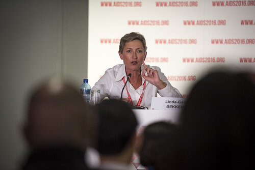 21st International AIDS Conference (AIDS 2016), Durban, South Africa.
Photo shows Linda-Gail Bekker, from the Desmond Tutu HIV Centre speaking at the TB2016 Press Conference.
Photo©International AIDS Society/Steve Forrest/Workers' Photos
