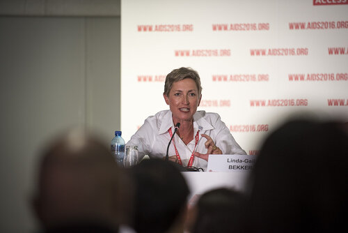21st International AIDS Conference (AIDS 2016), Durban, South Africa.
Photo shows Linda-Gail Bekker, from the Desmond Tutu HIV Centre speaking at the TB2016 Press Conference.
Photo©International AIDS Society/Steve Forrest/Workers' Photos