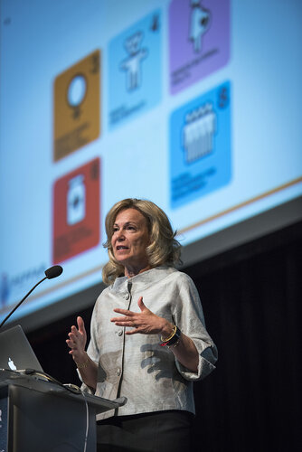 21st International AIDS Conference (AIDS 2016), Durban, South Africa.
Photo shows Ambassador Deborah Birx, US Global AIDS Coordinator & US Special Representative for Global Health Diplomacy, speaking at the PEPFAR Annual Meeting.
Photo©International AIDS Society/Steve Forrest/Workers' Photos