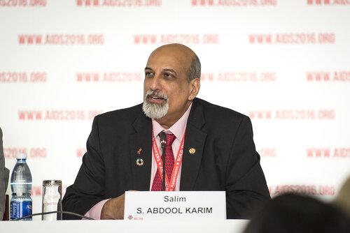 21st International AIDS Conference (AIDS 2016), Durban, South Africa.
Photo shows HIV Prevention and Treatment among Women and Girls" Press Conference.
Photo shows Salim S. Abdool Karim, Director, Centre for the AIDS Program of Research in South Africa (CAPRISA).
Photo©International AIDS Society/Steve Forrest/Workers' Photos