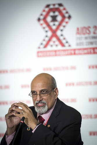 21st International AIDS Conference (AIDS 2016), Durban, South Africa.
Photo shows HIV Prevention and Treatment among Women and Girls" Press Conference.
Photo shows Salim S. Abdool Karim, Director, Centre for the AIDS Program of Research in South Africa (CAPRISA).
Photo©International AIDS Society/Steve Forrest/Workers' Photos