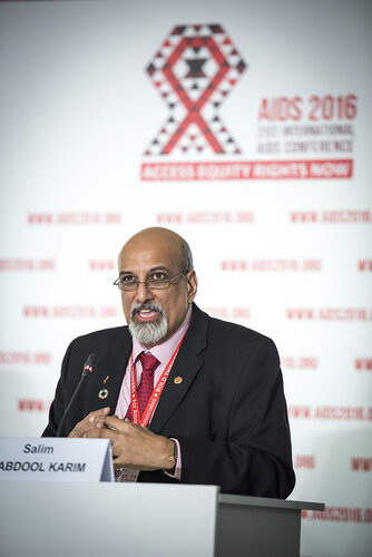 21st International AIDS Conference (AIDS 2016), Durban, South Africa.
Photo shows HIV Prevention and Treatment among Women and Girls" Press Conference.
Photo shows Salim S. Abdool Karim, Director, Centre for the AIDS Program of Research in South Africa (CAPRISA).
Photo©International AIDS Society/Steve Forrest/Workers' Photos