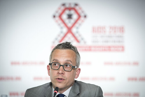 21st International AIDS Conference (AIDS 2016), Durban, South Africa.
Photo shows HIV Prevention and Treatment among Women and Girls" Press Conference.
Jared Baeten, Vice Chair, Global Health, University of Washington 
Photo©International AIDS Society/Steve Forrest/Workers' Photos