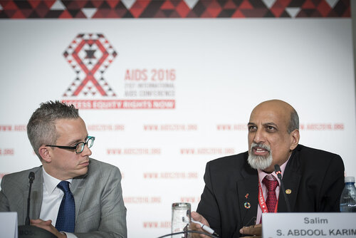 21st International AIDS Conference (AIDS 2016), Durban, South Africa.
Photo shows HIV Prevention and Treatment among Women and Girls" Press Conference.
From left to right: Jared Baeten, Vice Chair, Global Health, University of Washington and Salim S. Abdool Karim, Director, Centre for the AIDS Program of Research in South Africa (CAPRISA)
Photo©International AIDS Society/Steve Forrest/Workers' Photos