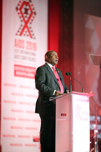21st International AIDS Conference (AIDS 2016), Durban, South Africa.
Monday 18th July 2016, VENUE : Durban ICC Main Hall
Opening Ceremony
Speaker : Deputy President of South Africa : Cyril Ramaphosa
Photo©International AIDS Society/Abhi Indrarajan