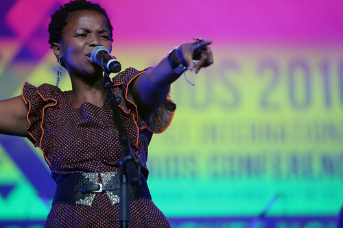 21st International AIDS Conference (AIDS 2016), Durban, South Africa.
Monday 18th July 2016, VENUE : Durban ICC Main Hall
Opening Ceremony
Closing Musical Performance by Freshly Ground
Photo©International AIDS Society/Abhi Indrarajan