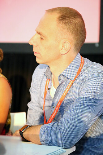 21st International AIDS Conference (AIDS 2016), Durban, South Africa.
Monday 18th July 2016, VENUE : Global Village - Room 1
GV MEET THE EXPERTS : GETTING A SEAT AT THE TABLE : YOUNG LEADERS SHARE THE HIGHS AND LOWS OF LEADERSHIP AND ACCOUNTABILITY (MOGS01)
Speaker : Raoul Fransen Dos Santos (Netherlands)
Photo©International AIDS Society/Abhi Indrarajan
