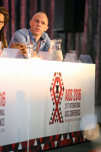 21st International AIDS Conference (AIDS 2016), Durban, South Africa.
Monday 18th July 2016, VENUE : Global Village - Room 1
GV MEET THE EXPERTS : GETTING A SEAT AT THE TABLE : YOUNG LEADERS SHARE THE HIGHS AND LOWS OF LEADERSHIP AND ACCOUNTABILITY (MOGS01)
Speaker : Raoul Fransen Dos Santos (Netherlands)
Photo©International AIDS Society/Abhi Indrarajan