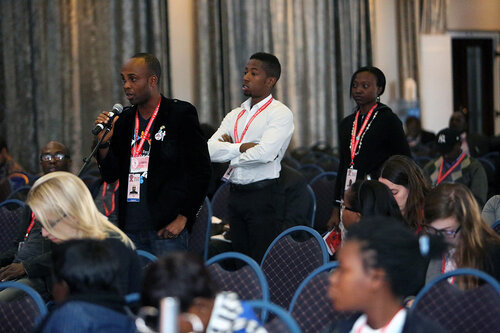 21st International AIDS Conference (AIDS 2016), Durban, South Africa.
Monday 18th July 2016, VENUE : Global Village - Room 1
GV MEET THE EXPERTS : GETTING A SEAT AT THE TABLE : YOUNG LEADERS SHARE THE HIGHS AND LOWS OF LEADERSHIP AND ACCOUNTABILITY (MOGS01)
Audience Interacting
Photo©International AIDS Society/Abhi Indrarajan
