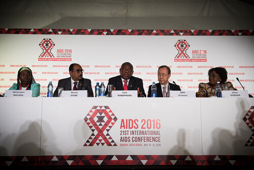 21st International AIDS Conference (AIDS 2016), Durban, South Africa. Photo shows: Official AIDS 2016 Opening Press Conference. (L-R) Nkhensani Mavasa, Michel Sidibe, Cyril Ramaphosa, Ban Ki-moon, Olive Shisana. Photo©International AIDS Society/Marcus Rose