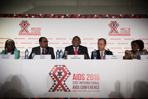 21st International AIDS Conference (AIDS 2016), Durban, South Africa. Photo shows: Official AIDS 2016 Opening Press Conference. (L-R) Nkhensani Mavasa, Michel Sidibe, Cyril Ramaphosa, Ban Ki-moon, Olive Shisana. Photo©International AIDS Society/Marcus Rose