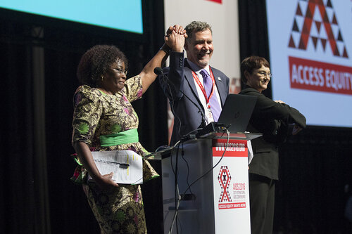 21st International AIDS Conference (AIDS 2016), Durban, South Africa.
Rapporteur & Closing Session (FRPL0208)
Closing remarks 
Chris Beyrer, Johns Hopkins University, United States 
Olive Shisana, Evidence Based Solutions, South Africa (FRPL0211), 22 July, 2016.
Photo©International AIDS Society/Rogan Ward