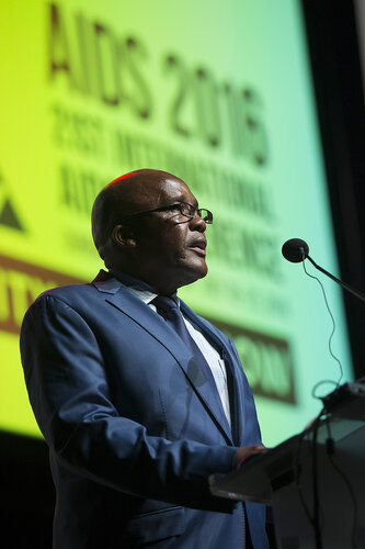21st International AIDS Conference (AIDS 2016), Durban, South Africa.
Rapporteur & Closing Session (FRPL0208)
Closing Remarks 
Aaron Motsoaledi, Department of Health, South Africa, South Africa (FRPL0213), 22 July, 2016.
Photo©International AIDS Society/Rogan Ward