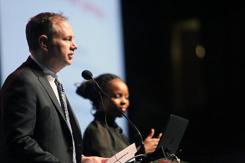 21st International AIDS Conference (AIDS 2016), Durban, South Africa.
Rapporteur & Closing Session
Friday 22nd July 2016 : Venue - Durban ICC - Session Room 1
Patrick Sullivan, Emory University, United States 
Photo©International AIDS Society/Abhi Indrarajan