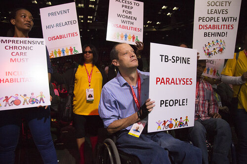 21st International AIDS Conference (AIDS 2016), Durban, South Africa.
How do we get there? (FRPL01)
Award Presentation: Global Pediatric Antiretroviral Commitment-to-Action 
Luiz Loures, UNAIDS, Switzerland speaks, 21 July, 2016.
Photo©International AIDS Society/Rogan Ward