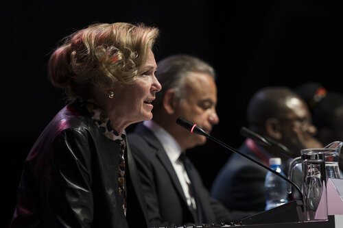 21st International AIDS Conference (AIDS 2016), Durban, South Africa.
How do we get there? (FRPL0102)
Award Presentation: Global Pediatric Antiretroviral Commitment-to-Action Public Recognition Award 
Deborah Birx, The U.S. President's Emergency Plan for AIDS Relief (PEPFAR), United States speaks, 21 July, 2016.
Photo©International AIDS Society/Rogan Ward