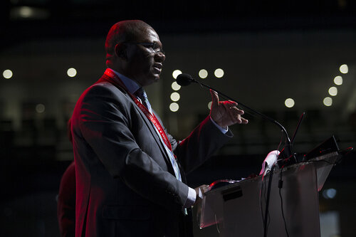 21st International AIDS Conference (AIDS 2016), Durban, South Africa.
How do we get there? (FRPL01)
Award Presentation: Global Pediatric Antiretroviral Commitment-to-Action 
Luiz Loures, UNAIDS, Switzerland speaks, 21 July, 2016.
Photo©International AIDS Society/Rogan Ward