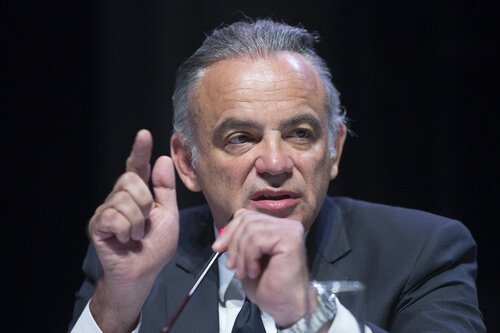 21st International AIDS Conference (AIDS 2016), Durban, South Africa.
How do we get there? (FRPL01)
Award Presentation: Global Pediatric Antiretroviral Commitment-to-Action 
Luiz Loures, UNAIDS, Switzerland speaks, 21 July, 2016.
Photo©International AIDS Society/Rogan Ward