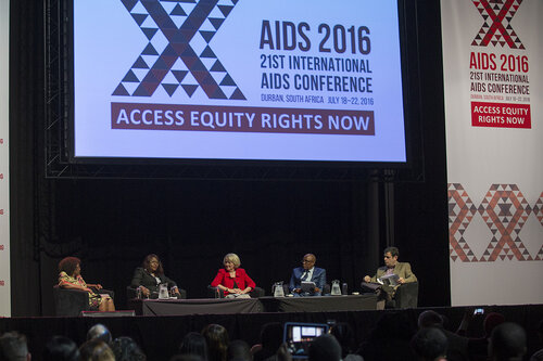 21st International AIDS Conference (AIDS 2016), Durban, South Africa.
How do we get there? (FRPL0105)
What's New, What's Next, What's Ahead? 
Carlos del Rio, Emory University, United States speaks, 22 July, 2016.
Photo©International AIDS Society/Rogan Ward