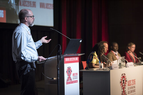 21st International AIDS Conference (AIDS 2016), Durban, South Africa.
Special Session on Alcohol, Drug Use and Sexual Risk Behaviour: Hotspots for HIV in Africa and Implications for Interventions.
Photo©International AIDS Society/Steve Forrest/Workers' Photos