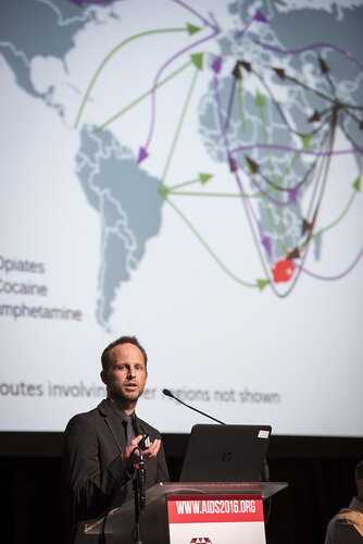 21st International AIDS Conference (AIDS 2016), Durban, South Africa.
Special Session on Alcohol, Drug Use and Sexual Risk Behaviour: Hotspots for HIV in Africa and Implications for Interventions.
Photo©International AIDS Society/Steve Forrest/Workers' Photos
