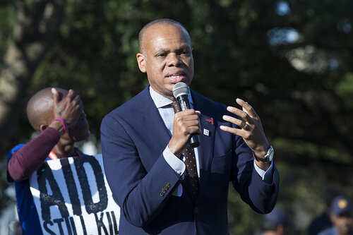 21st International AIDS Conference (AIDS 2016), Durban, South Africa.
Photo shows TAC March. U.S. Ambassador to South Africa Patrick H. Gaspard speaks during the TAC March in Durban, 18 July, 2016.
Photo©International AIDS Society/Rogan Ward)