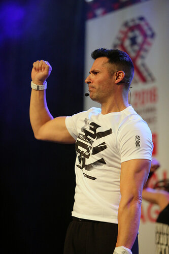 21st International AIDS Conference (AIDS 2016), Durban, South Africa.
Monday 18th July 2016, VENUE : Global Village
People warming up and having fun at a rave session at the Global Village in the Morning
Photo©International AIDS Society/Abhi Indrarajan