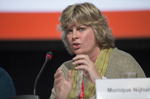 21st International AIDS Conference (AIDS 2016), Durban, South Africa.
Photo shows Towards an HIV Cure Symposium, Roundtable: Bridging Biomedical Research and Social Sciences Towards an HIV Cure, Monique Nijhuis
 speaks at the roundtable discussion ,17 July, 2016.
Photo©International AIDS Society/Rogan Ward)