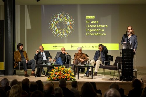Henrique Oliveira, Pedro Guerreiro, José Júlio Alferes, Madalena Quirino, José Legatheaux Martins, João Leite.Apresentação do Livro de celebração dos 50 Anos da Licenciatura de Engenharia Informática