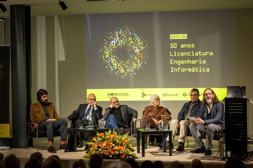 Henrique Oliveira, Pedro Guerreiro, José Júlio Alferes, Madalena Quirino, José Legatheaux Martins, João Leite.Apresentação do Livro de celebração dos 50 Anos da Licenciatura de Engenharia Informática