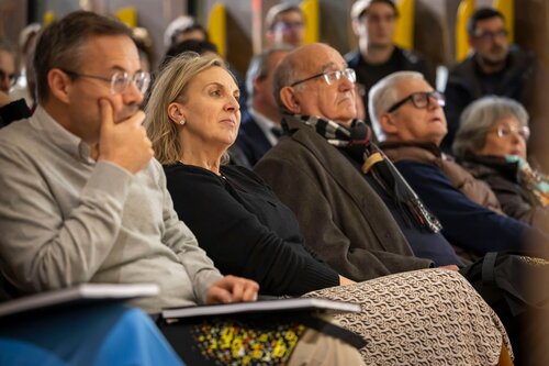 Cesaltina Frade. Apresentação do Livro de celebração dos 50 Anos da Licenciatura de Engenharia Informática