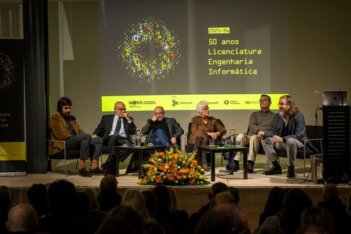 Henrique Oliveira, Pedro Guerreiro, José Júlio Alferes, Madalena Quirino, José Legatheaux Martins, João Leite.Apresentação do Livro de celebração dos 50 Anos da Licenciatura de Engenharia Informática