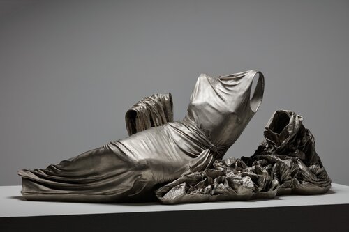 Reclining Nocturne 3, 2015, Cast white bronze. © Karen LaMonte Photo: Martin Polak