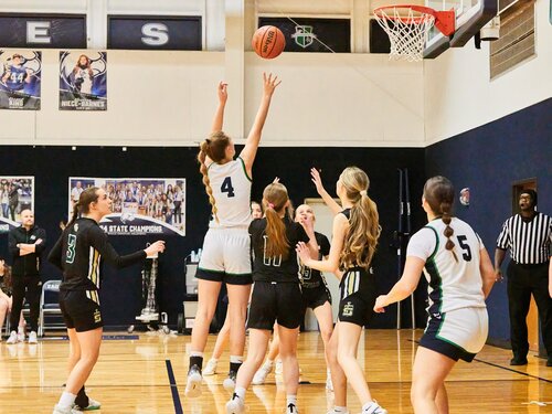 Varsity Girls Basketball
Home Game
Gym