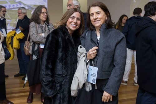 Ana Gonçalves, Maria Helena Fino