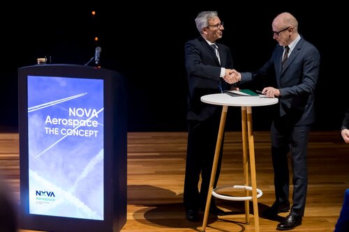 Assinatura de protocolo entre a Universidade NOVA de Lisboa e a INDRA