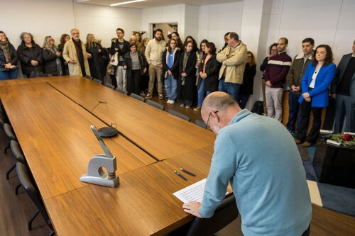 Assinatura de Contratos