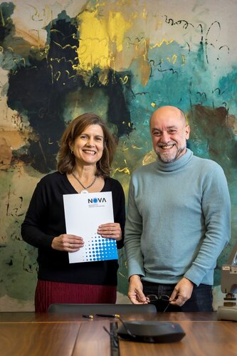 Assinatura de Contratos