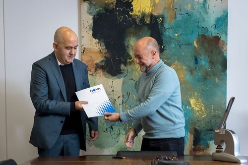 Assinatura de Contratos