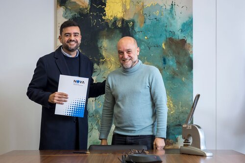 Assinatura de Contratos