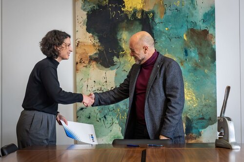 Chrysoula Vlachou, José Júlio Alferes