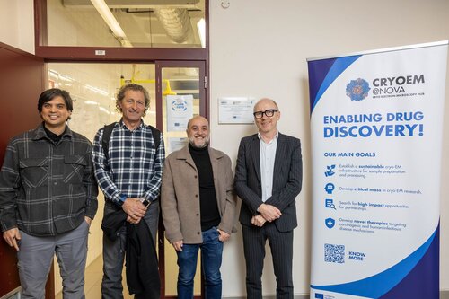 Himanshu Sharma, Hartmut Luecke, José Alferes, Paulo Pereira