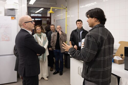 Himanshu Sharma, Paulo Pereira